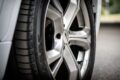 Auch bei Autofelgen wird gerne Aluminium verwendet, denn auch hier zählen Leichtigkeit und Stabilität.